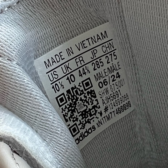 M 10.5 Ronnie Fieg x Clarks x 8th St Adidas Gazelle - Picture 8 of 15